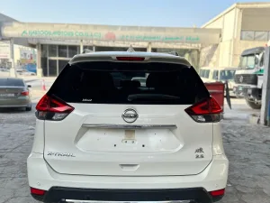 2021 نيسان اكس تريل ST-L
