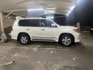 2014 Toyota Land Cruiser GXR