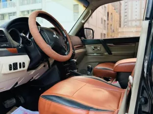 2008 ميتسوبيشي باجيرو GLX