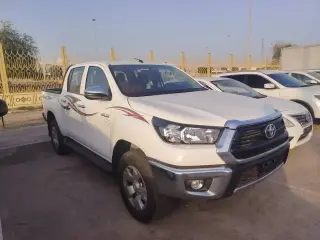 2025 Toyota Hilux in Abu Dhabi used car