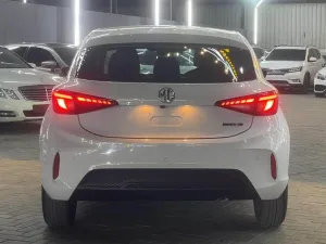 2025 ام جي ٣