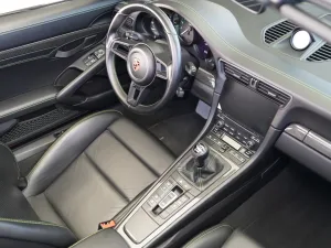 2019 بورش 911 كاريرا Carrera