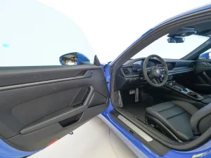 2025 بورش 911 كاريرا Carrera