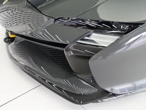 2025 فيراري اسف اف 90 Mansory