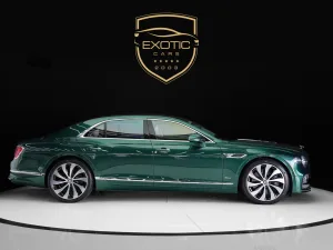 2024 بنتلي فلاينج سبير V8