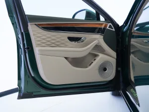 2024 بنتلي فلاينج سبير V8