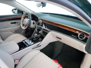 2024 بنتلي فلاينج سبير V8