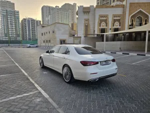 2021 مرسيدس-بنز الفئة - E E280