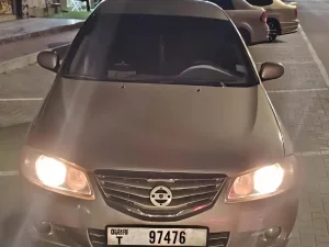 2011 نيسان صني SL