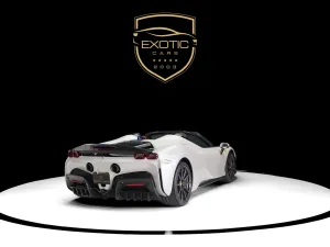 2022 فيراري اس اف 90 سبايدر No Trim