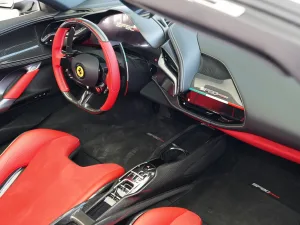 2022 فيراري اس اف 90 سبايدر No Trim