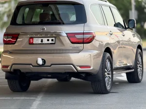 2021 Nissan Patrol LE Platinum city