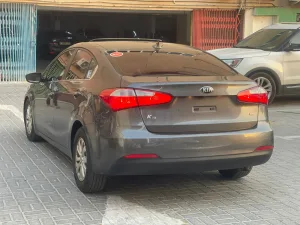 2013 كيا كي ٣ No Trim
