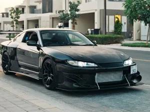 1999 نيسان سكاي لاين No Trim