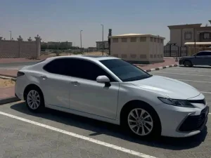 2023 Toyota Camry Hybrid SE