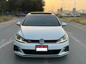 2016 فولجس فاجن جولف GTI
