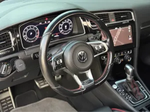 2016 فولجس فاجن جولف GTI