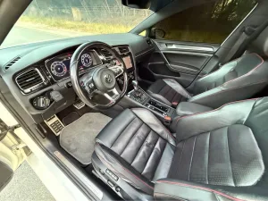 2016 فولجس فاجن جولف GTI