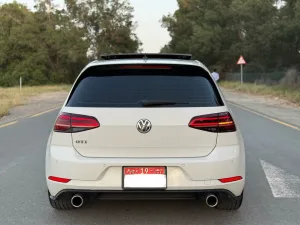 2016 فولجس فاجن جولف GTI