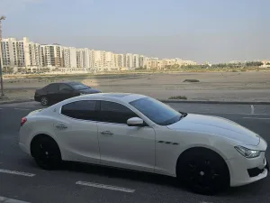 2019 مازيراتي جيبلي ١ Base