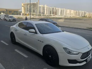 2019 مازيراتي جيبلي ١ Base