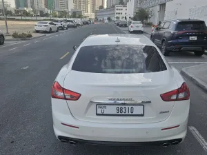 2019 مازيراتي جيبلي ١ Base