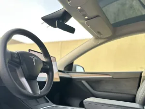 2023 تسلا Y موديل Performance