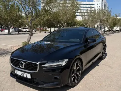 2020 فولفو آس٦٠ R-Design