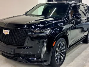 2024 Cadillac Escalade Platinum Sport // GCC // Under Dealer Warranty + Service pack // Orginal Paint