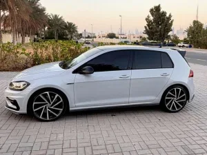 2018 فولجس فاجن جولف R