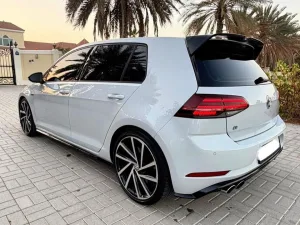 2018 فولجس فاجن جولف R