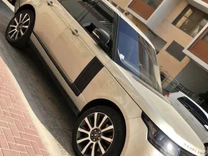 2014 لاند روفر رينج روفر HSE