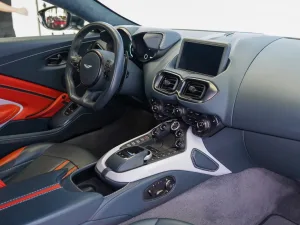 2019 استون مارتن فانتاج V8 Coupe