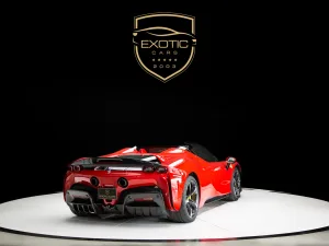 2022 فيراري اس اف 90 سبايدر No Trim