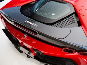 2022 فيراري اس اف 90 سبايدر No Trim