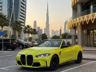 2023 BMW M4 في Dubai سيارة مستعملة
