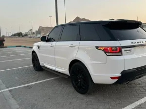 2014 Land Rover Range Rover SE Supercharged