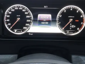 2015 مرسيدس-بنز الفئة - S S550