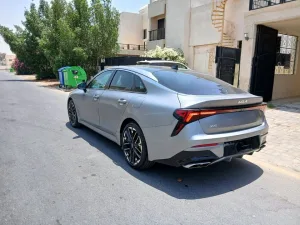 2025 كيا كي ٥ EX