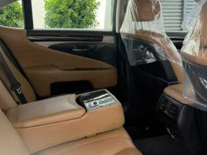 2013 Lexus LS 460 No Trim