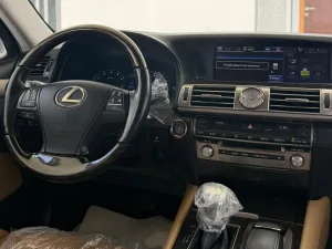 2013 Lexus LS 460 No Trim