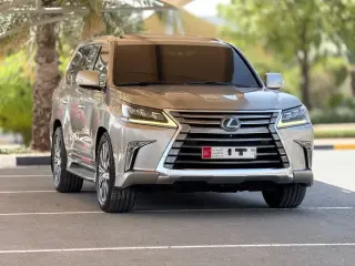 2016 Lexus LX 570 in Abu Dhabi used car
