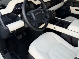 2020 Land Rover Defender 110 X-Dynamic SE