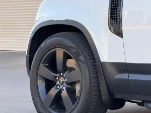 2020 Land Rover Defender 110 X-Dynamic SE