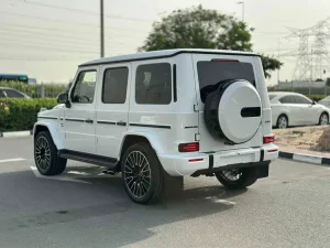2025 مرسيدس-بنز الفئة - G G63 AMG