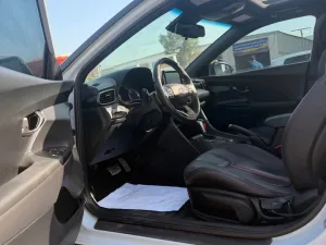 2019 Hyundai Veloster Turbo