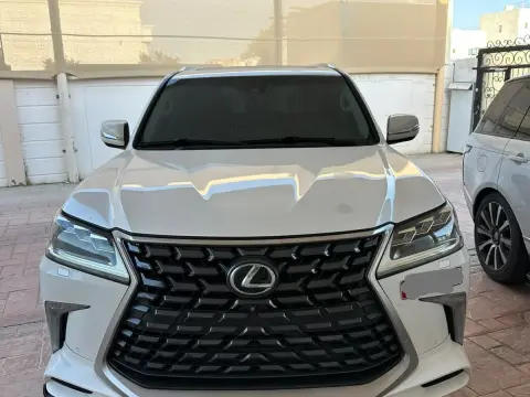 2016 Lexus LX 570 No Trim