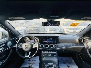 2018 مرسيدس-بنز الفئة - E E300