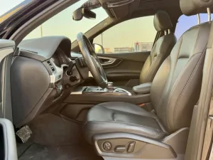 2019 اودي كيو٧ Premium Plus