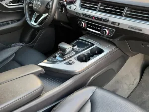 2019 اودي كيو٧ Premium Plus